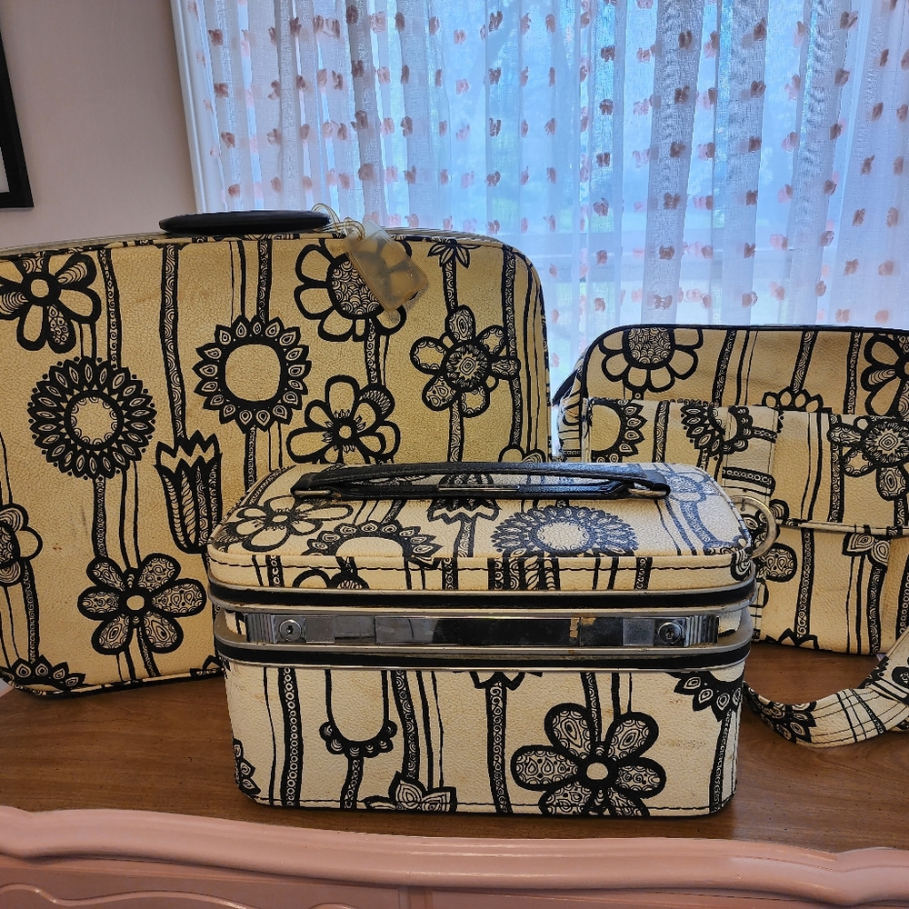 Vintage Samsonite Fashionaire 3 piece luggage set